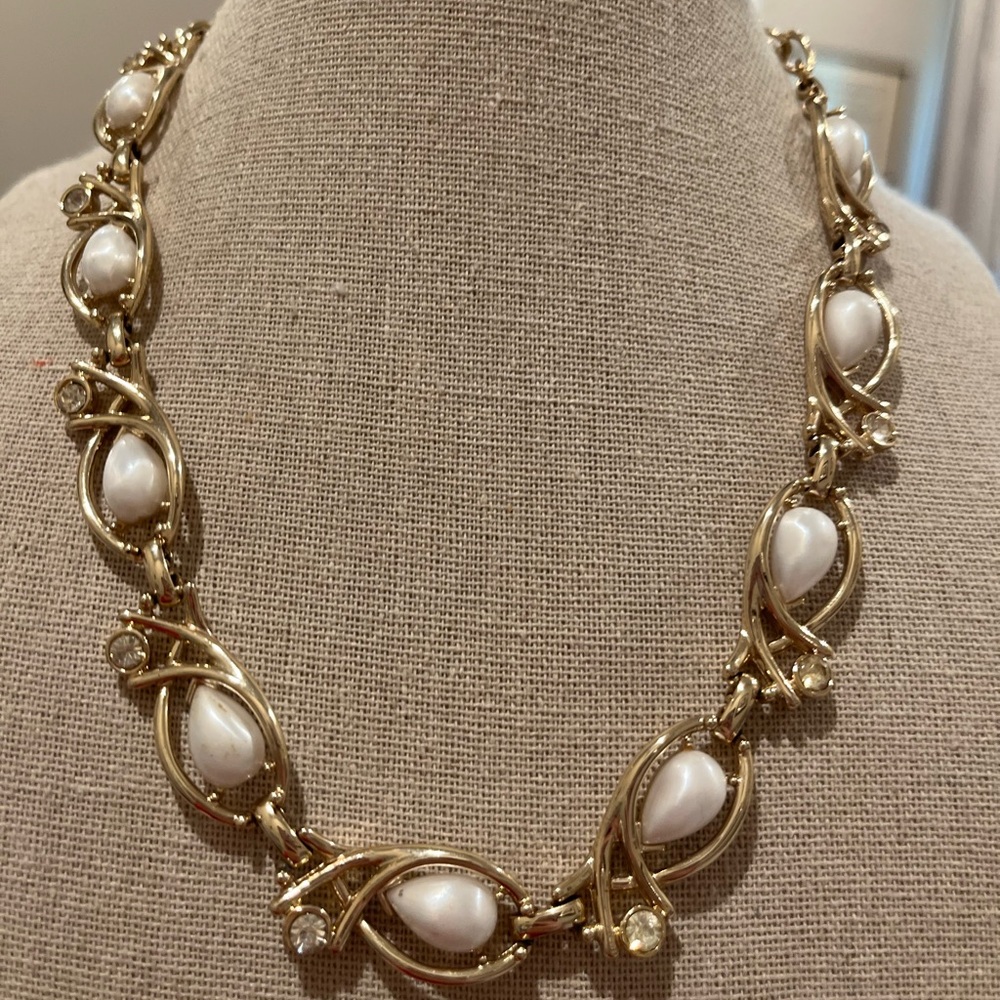 N128 Vintage Emmons “My Fair Lady” with round  gemstones and faux pearls 14-17”